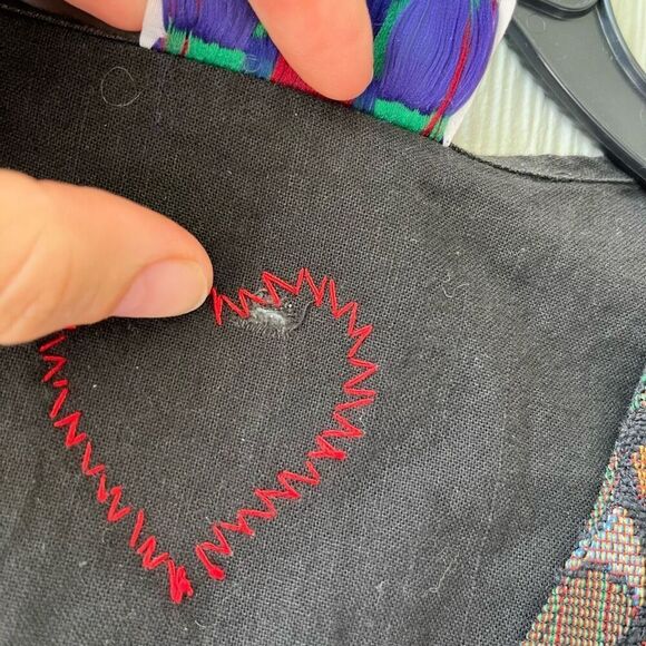 Vintage Tapestry Teddy Bear Vest Size 14 Kids, Fits Women’s XS, Heart Patch - Picture 6 of 6